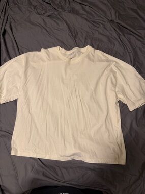 Hollister Men's Crew Tee in Off-White